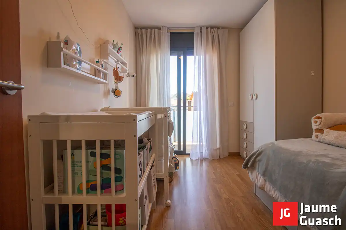 Schlafzimmer von Wohnung zum Verkauf in Torredembarra mit Klimaanlage, Heizung und Parkett