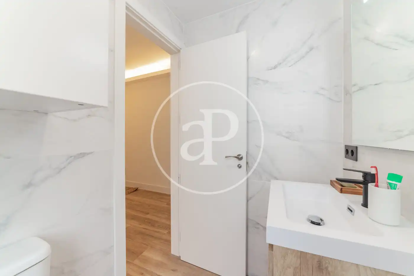 Flat for rent in C/ de Ponzano, Ríos Rosas - Nuevos Ministerios