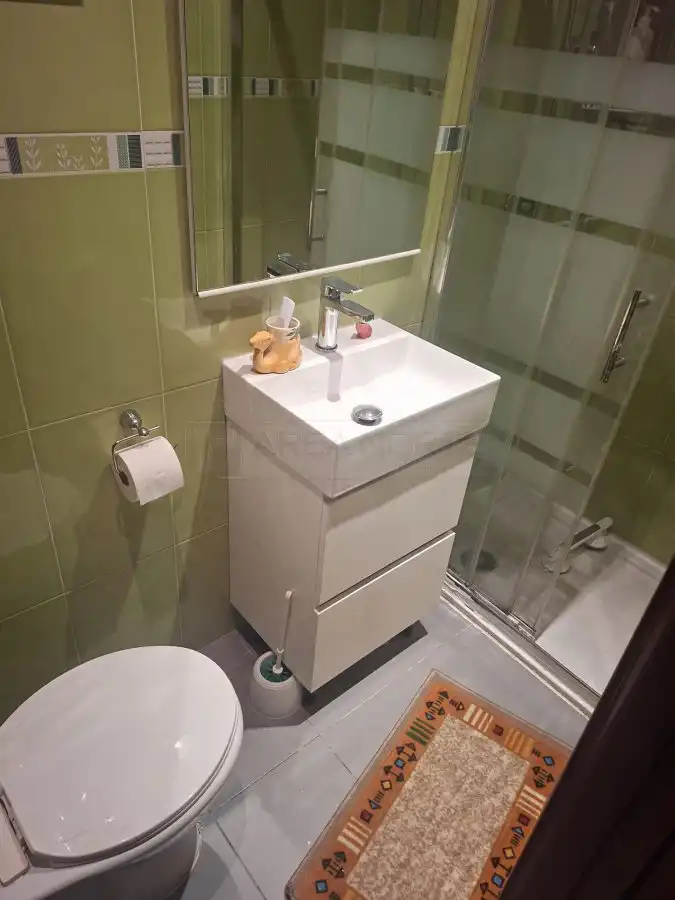 Bany de Casa adosada en venda en Vitoria - Gasteiz amb Calefacció, Parquet i Terrassa