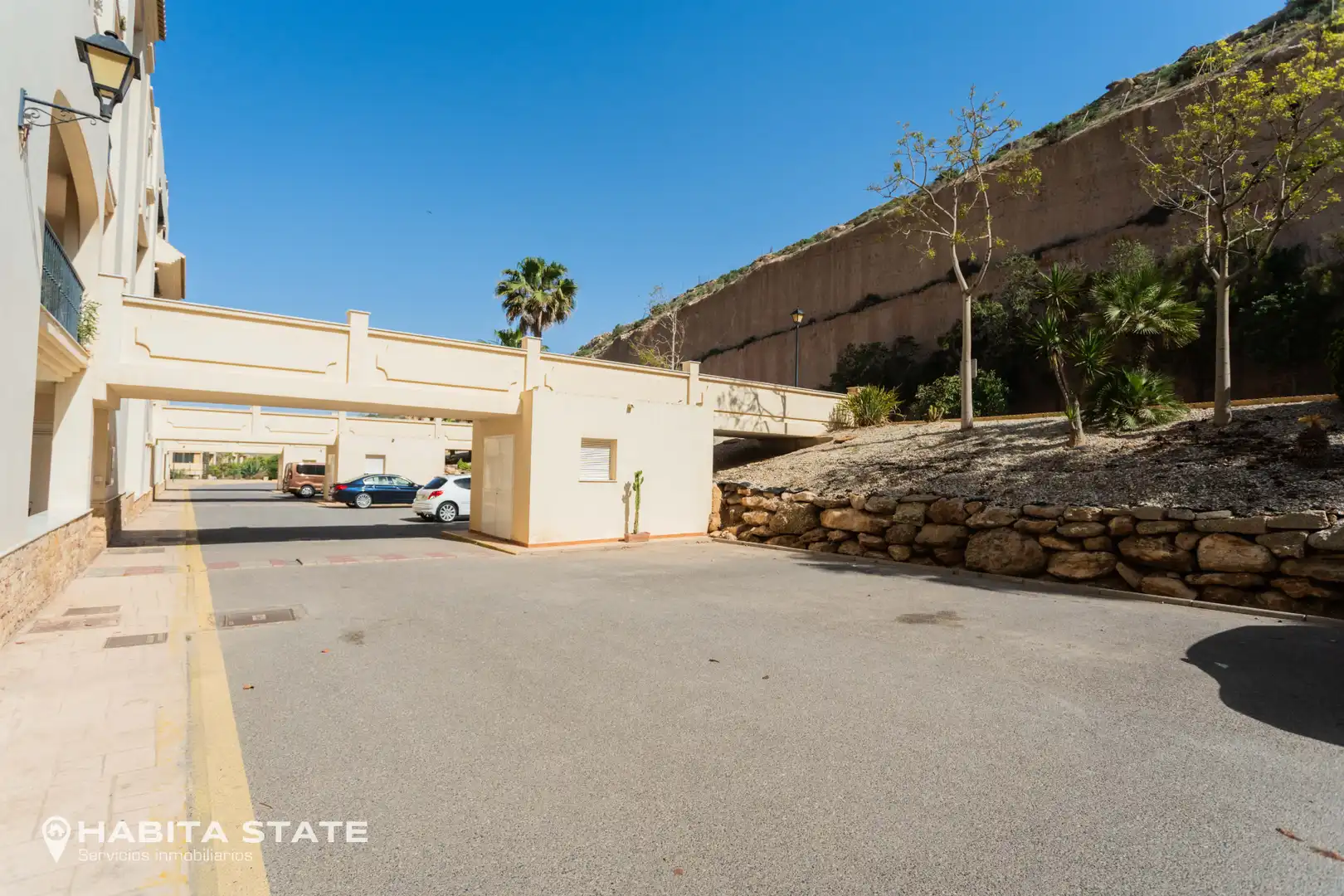 Vista exterior de Apartamento en venta en El Ejido con Terraza, Amueblado y Horno