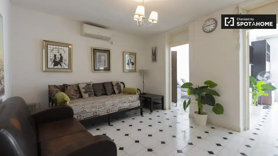 Living room of Flat for share in Madrid  with Air Conditioner, Heating and Terrace