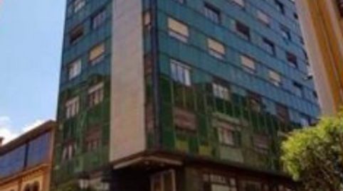 Foto 2 de Piso en venta en Alfredo Pumarino, Sama, Langreo