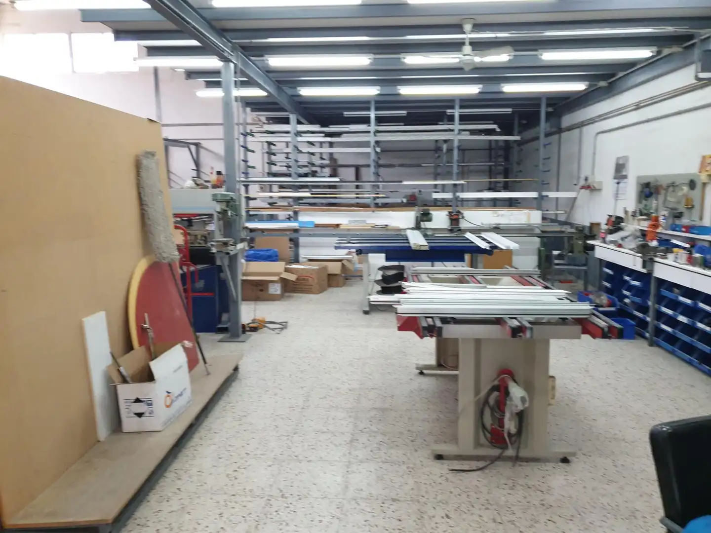 Nau industrial de lloguer en Elda
