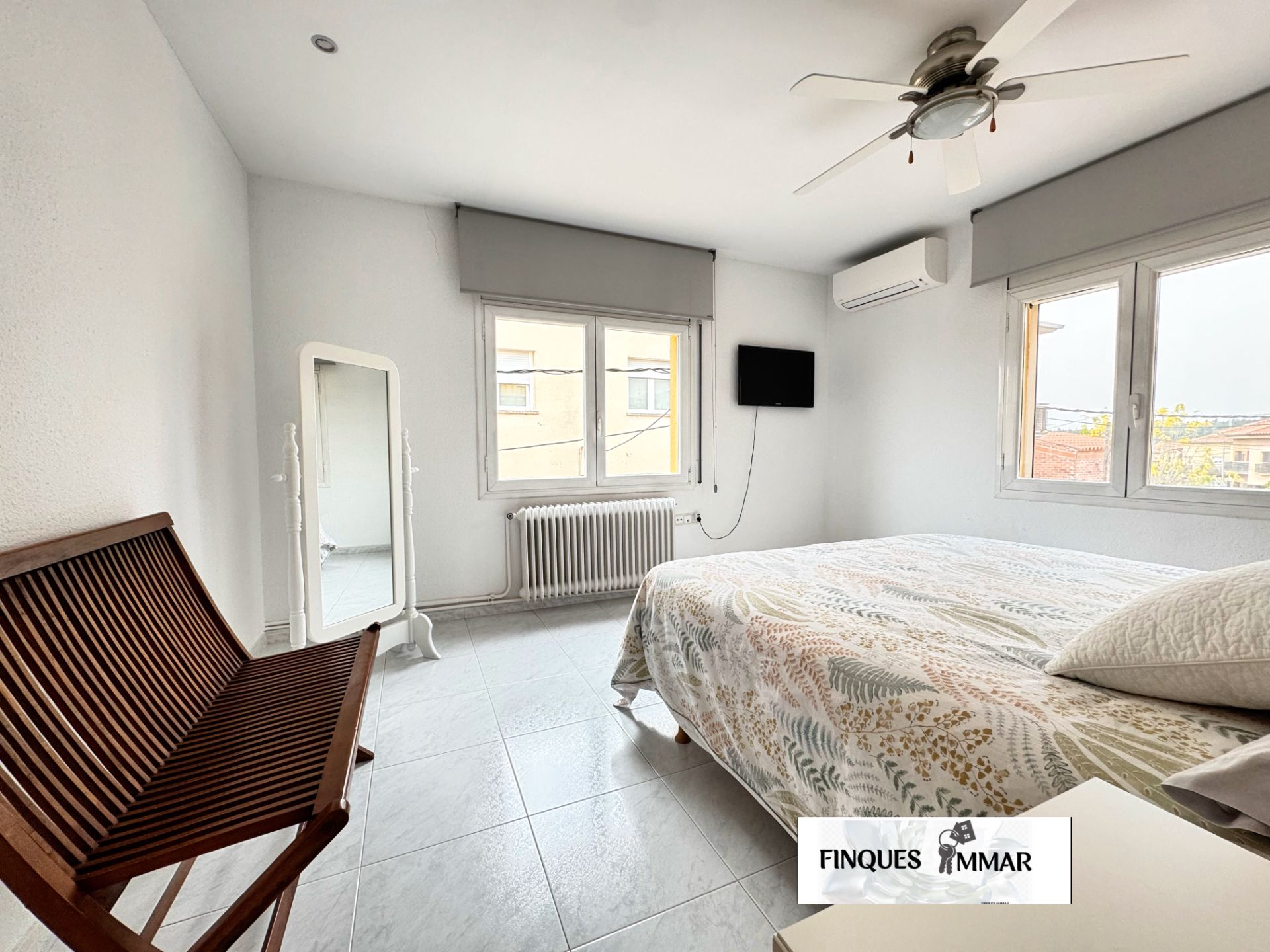 Casa adosada en venta en Carrer Serrabou