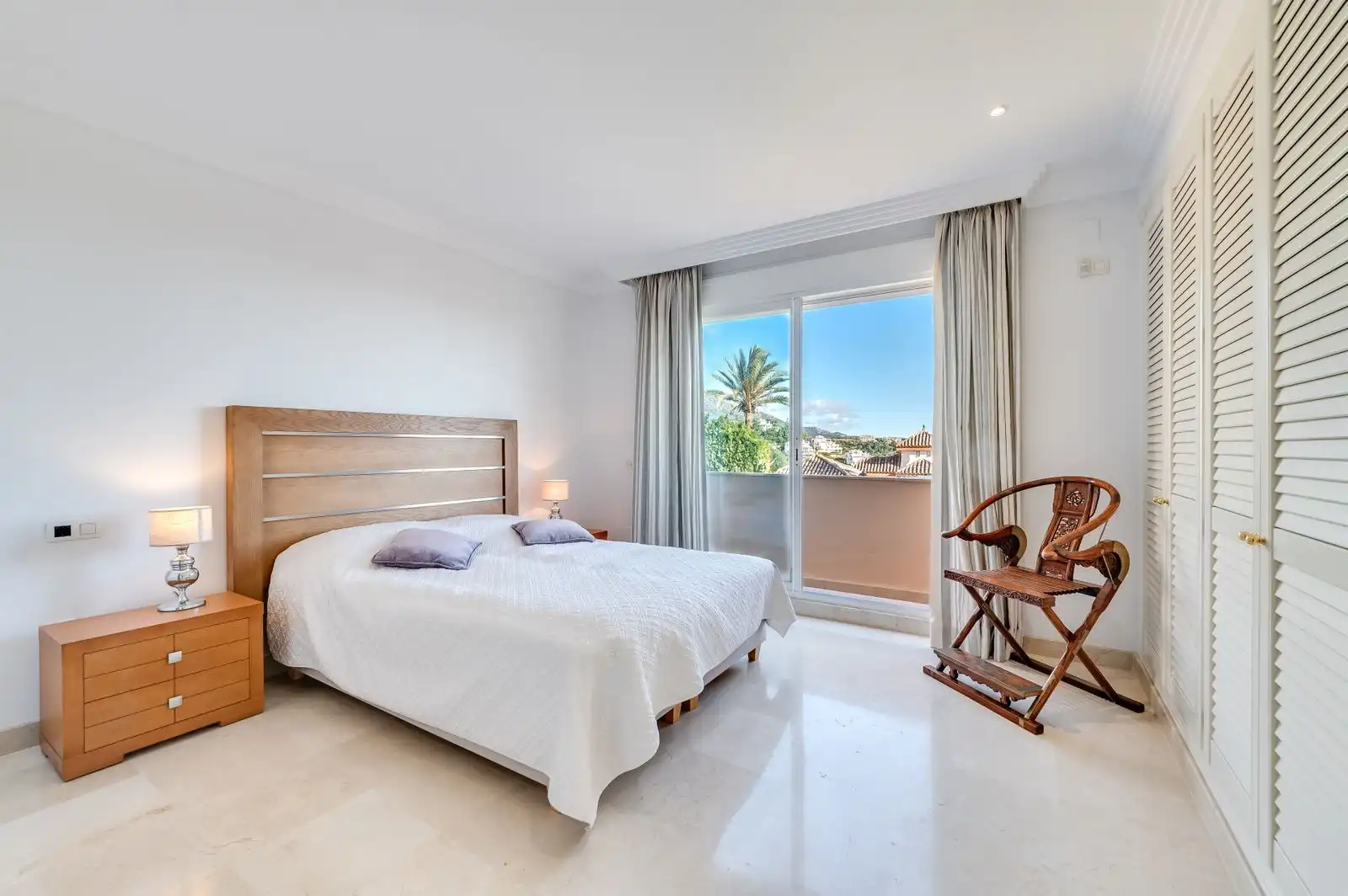 Habitación de Ático en venta en Marbella con Terraza, Trastero y Amueblado