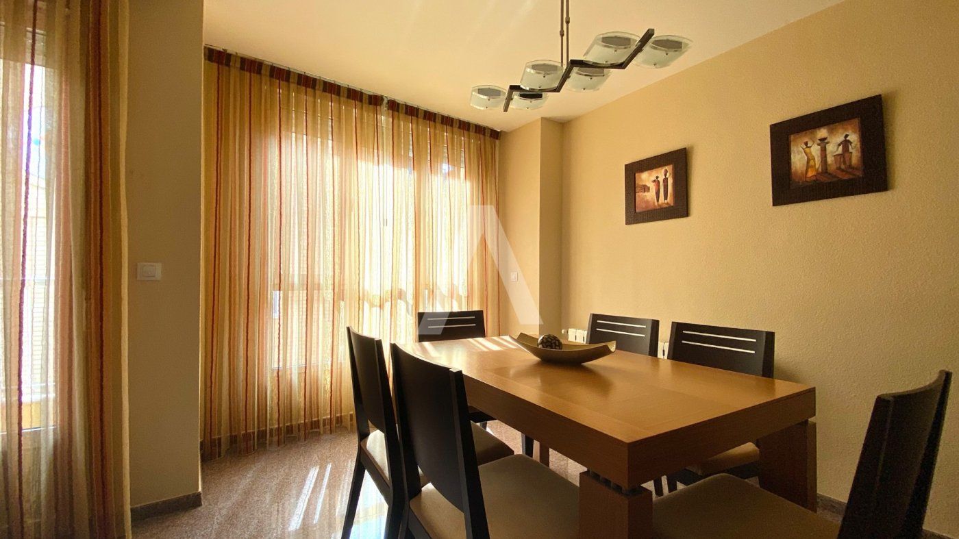 Flat for sale in Calle BLASCO, El Carril - Paseo de Chapi, Villena