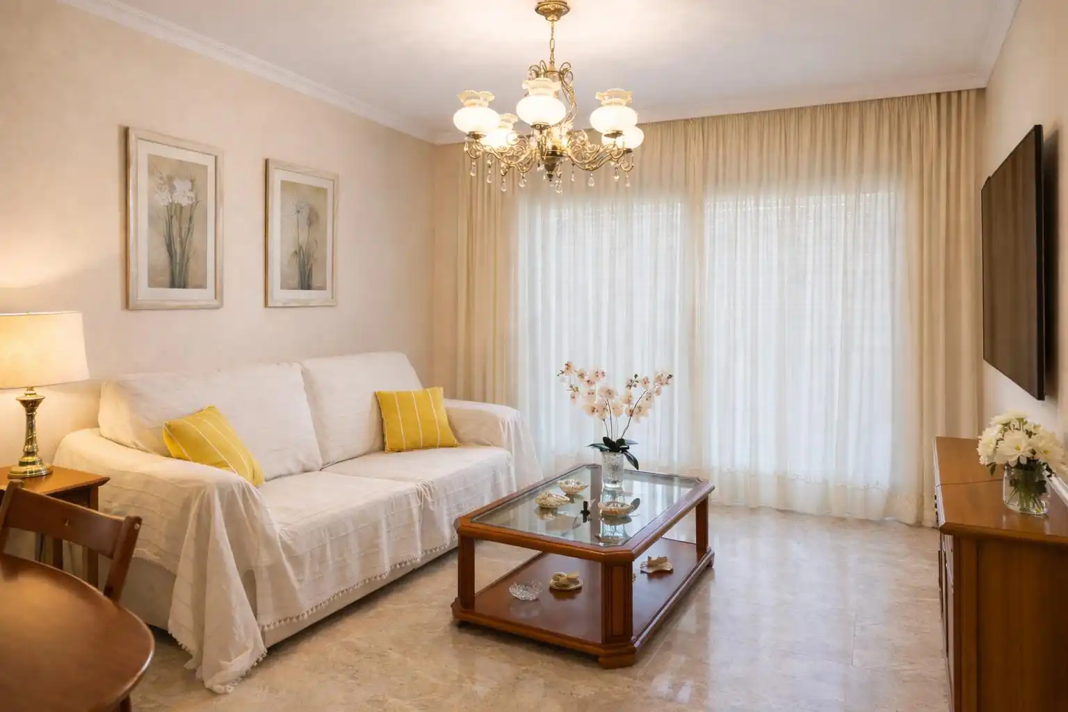 Sala de estar de Piso en venta en Ciudad Real Capital con Aire acondicionado, Calefacción y Terraza