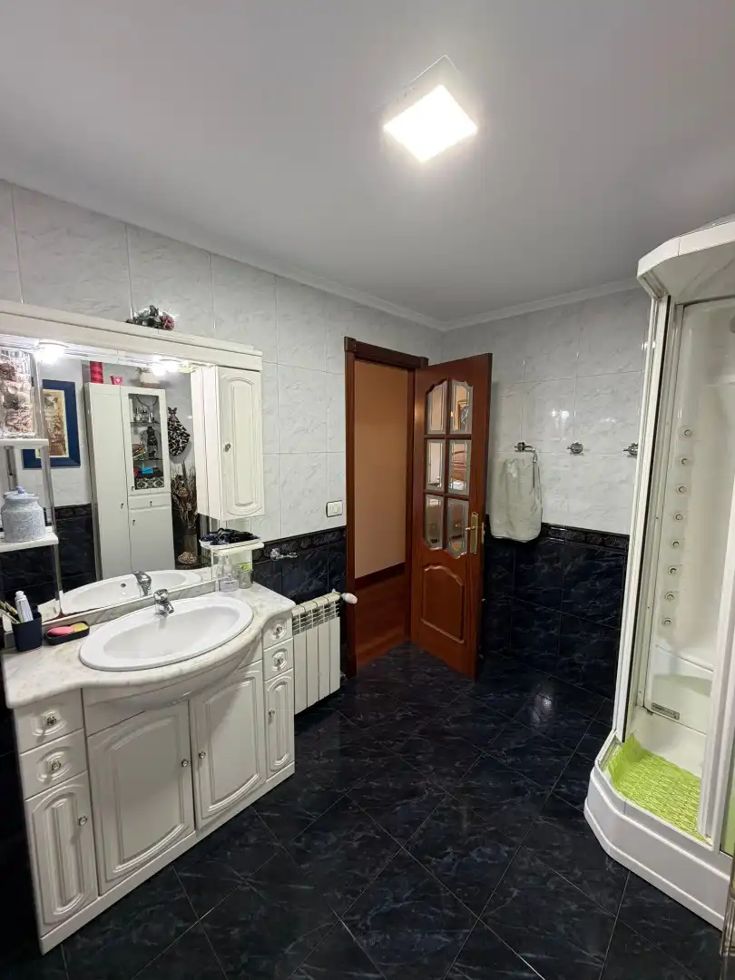 Baño de Casa o chalet en venta en Lugo con Calefacción, Terraza y Balcón