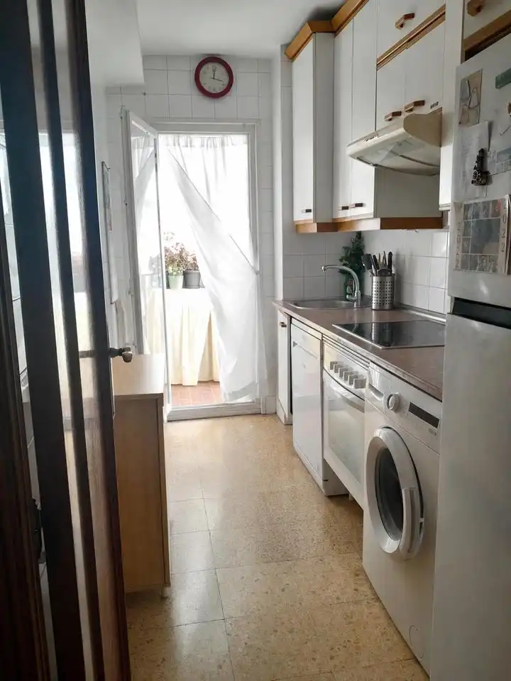 Cuina de Pis en venda en Zaragoza amb Calefacció, Terrassa i Balcó