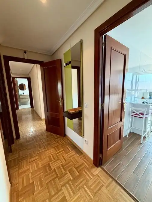 Wohnung zum Verkauf in Madrid mit Klimaanlage, Heizung und Schwimmbad