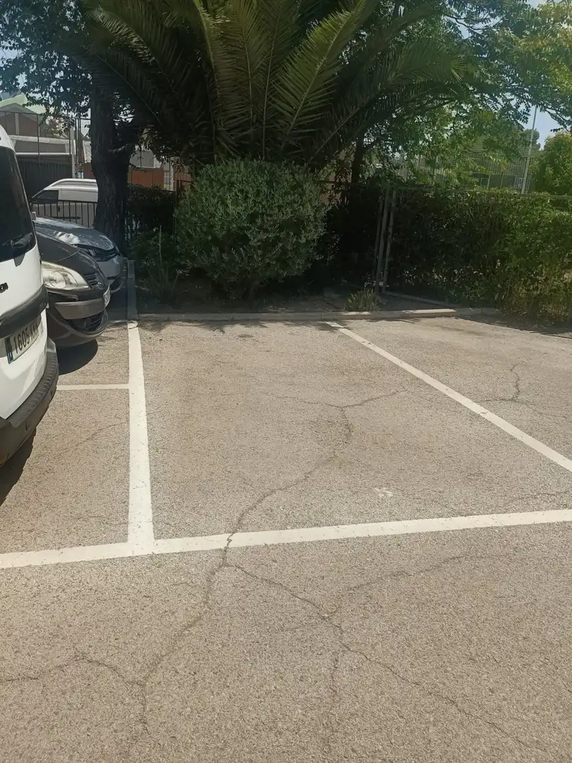 Parkplatz von Loft zum Verkauf in Madrid mit Klimaanlage