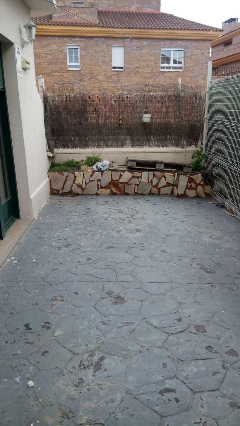 Terrassa de Casa o xalet en venda en Babilafuente amb Calefacció, Terrassa i Traster