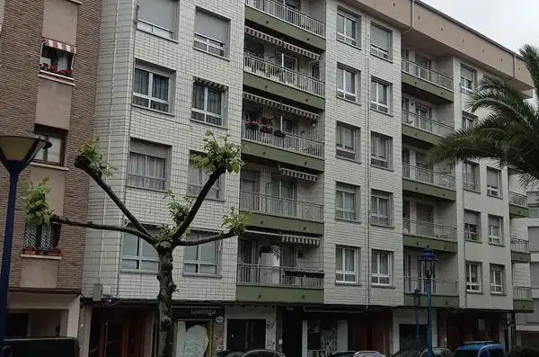 Piso en venta en Calle Martin Etxeberria, Erialdea / Centro