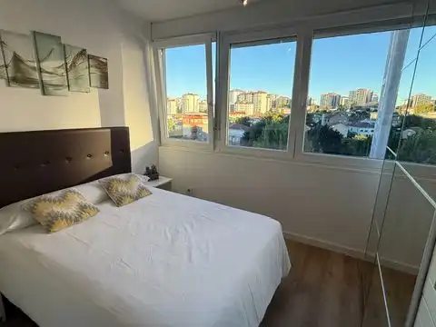 Dormitori de Estudi de lloguer en Vigo  amb Parquet, Moblat i Rentadora