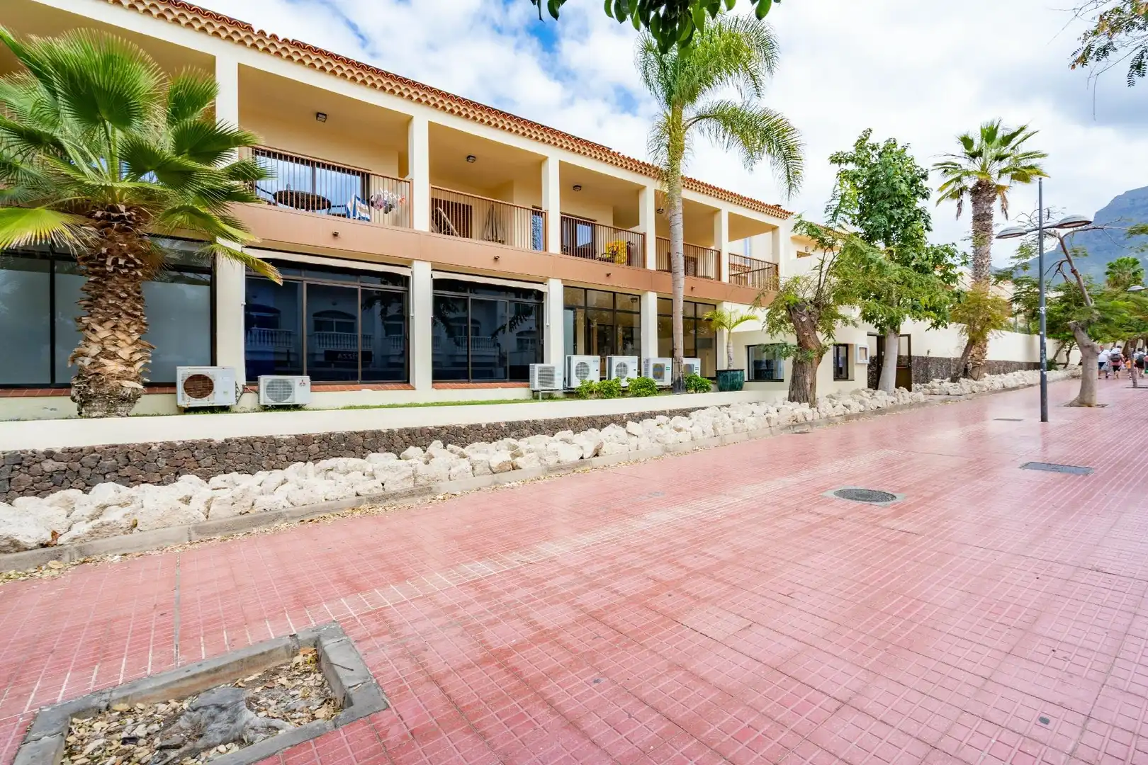 Vista exterior de Local de alquiler en Adeje con Terraza