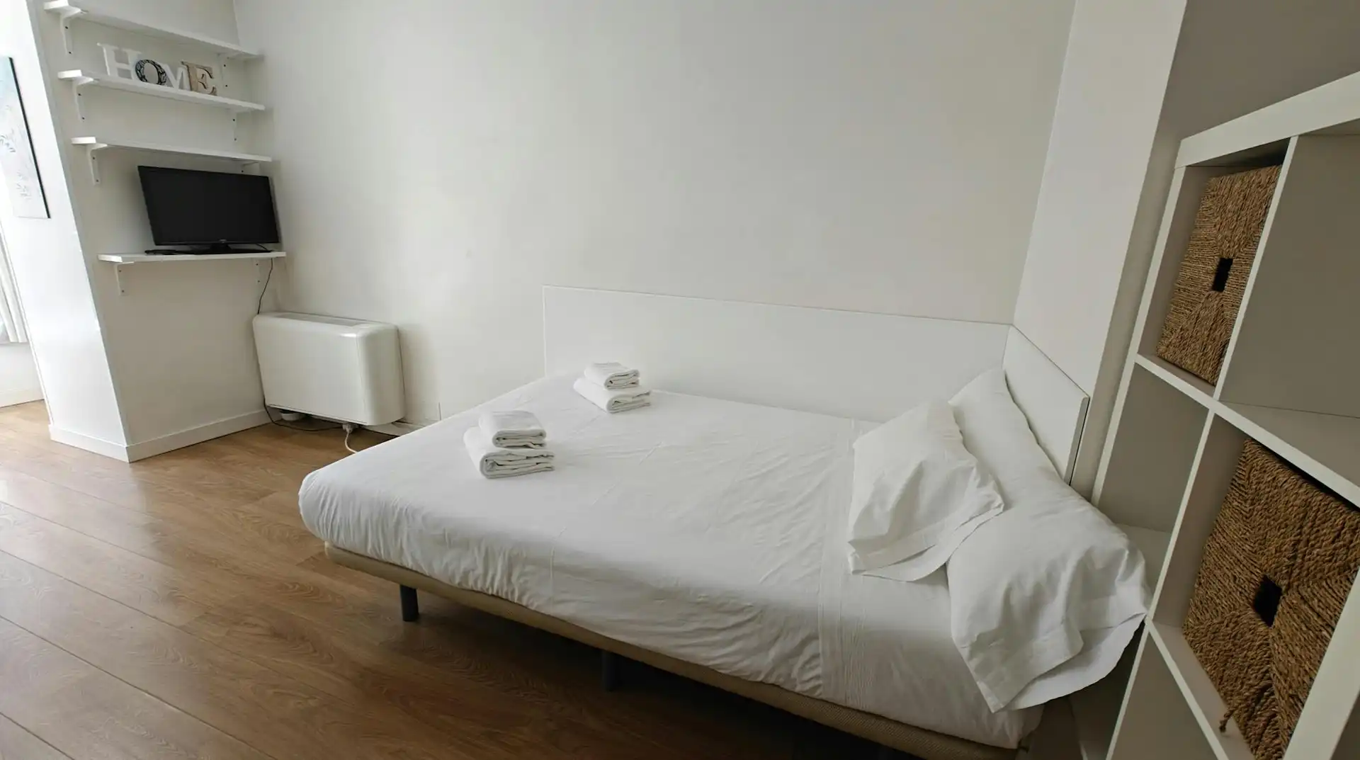 Schlafzimmer von Gebäude zur Miete in Madrid