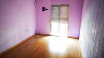 Bedroom of Flat for sale in  Madrid Capital  with Balcony