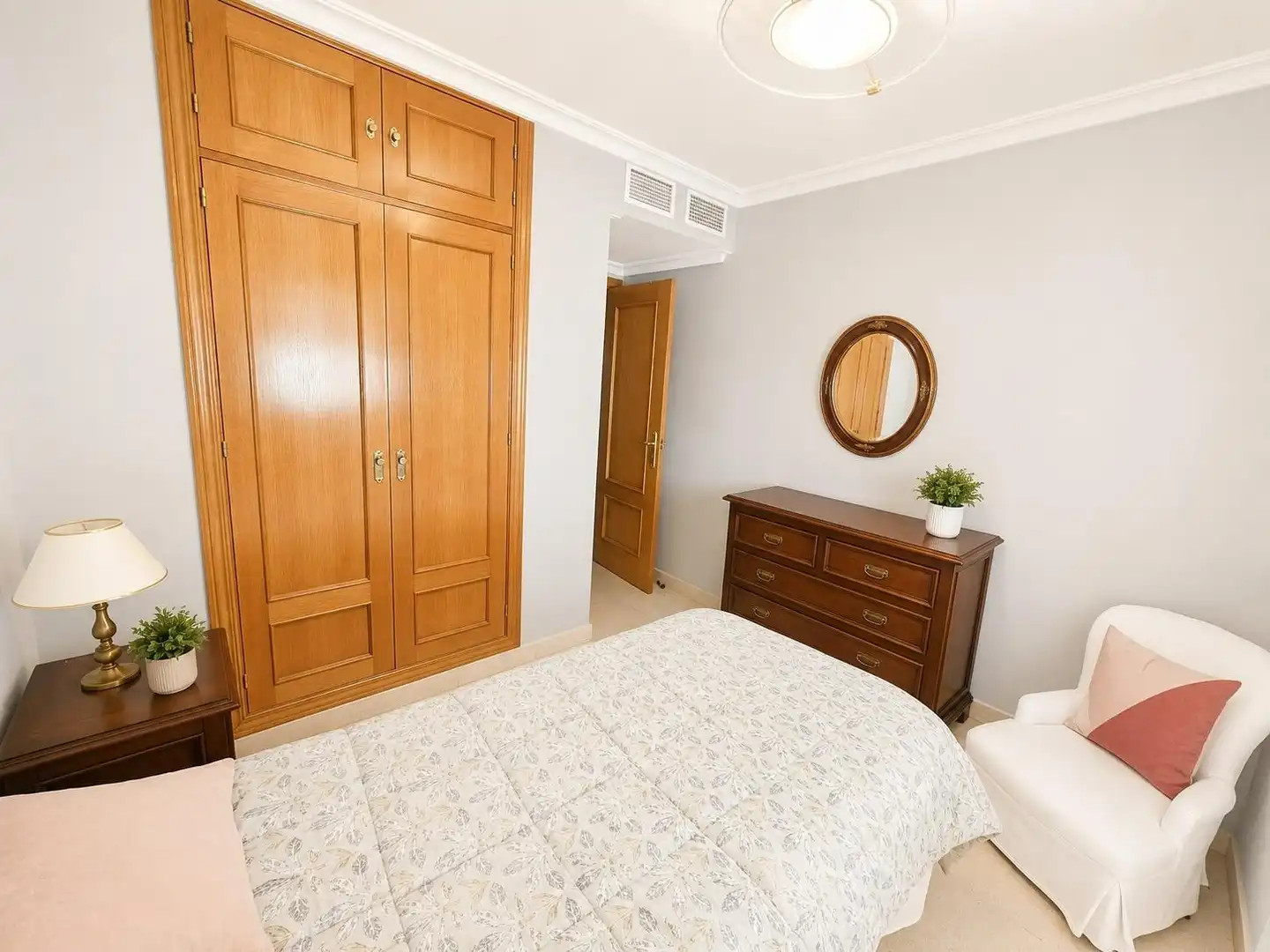 Bedroom of Flat for sale in Málaga  with Air Conditioner, Terrace and Storage room