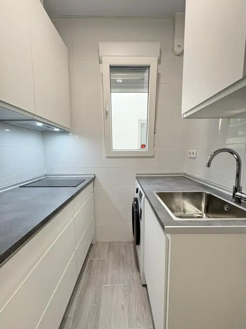 Küche von Wohnung zur Miete in Madrid mit Klimaanlage und Heizung