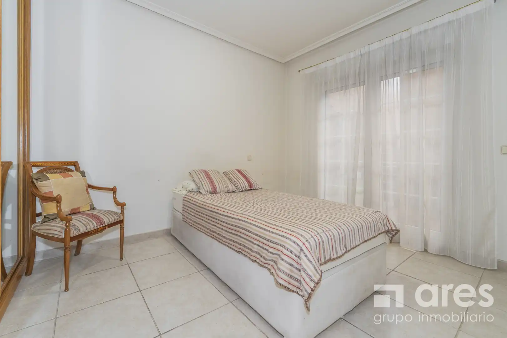 Dormitori de Casa o xalet en venda en Las Rozas de Madrid amb Aire condicionat, Calefacció i Jardí privat