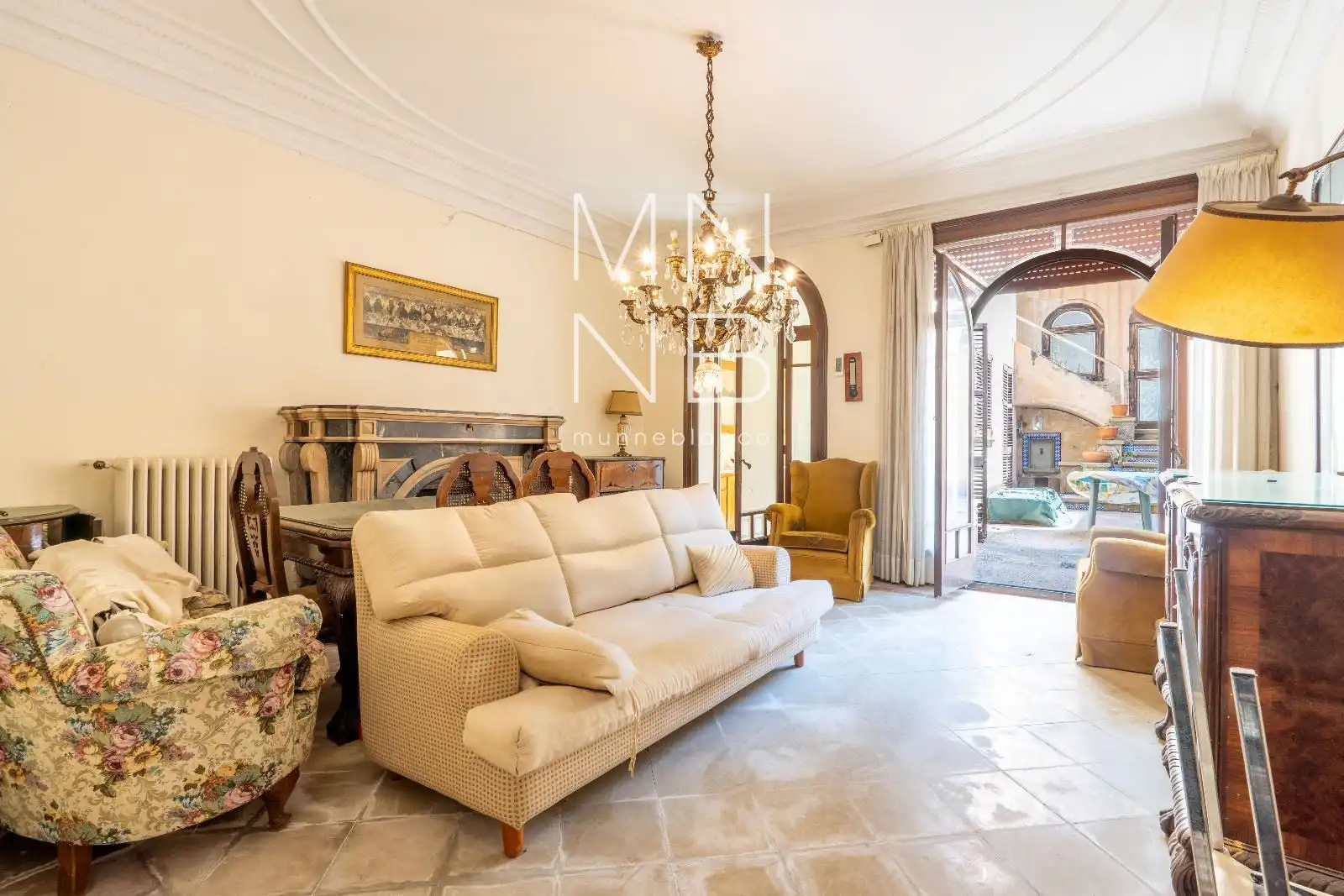 Sala d'estar de Casa adosada en venda en Arenys de Mar amb Calefacció