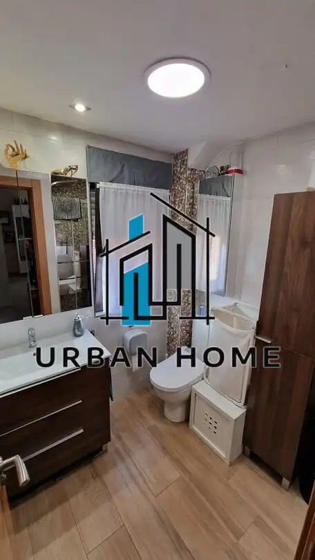 Baño de Piso en venta en Carrizo con Calefacción, Parquet y Terraza