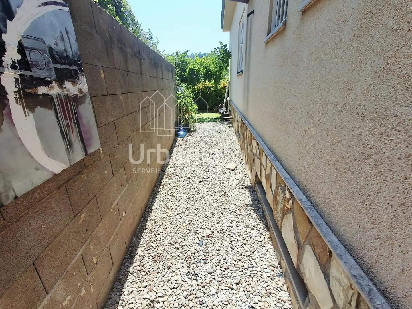 Außenansicht von Haus oder Chalet zum Verkauf in Tordera mit Klimaanlage, Heizung und Privatgarten