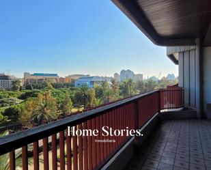 Exterior view of Flat for sale in  Valencia Capital  with Air Conditioner, Heating and Terrace