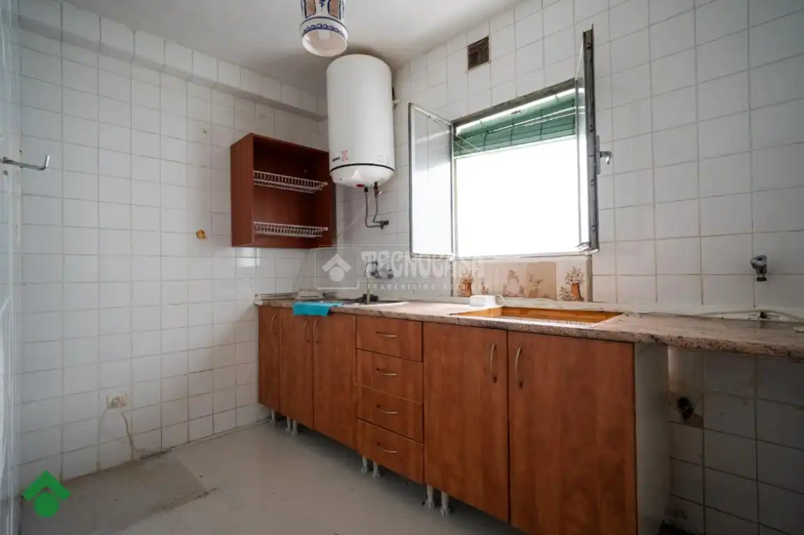 Kitchen of Flat for sale in Córdoba  with Air Conditioner and Balcony