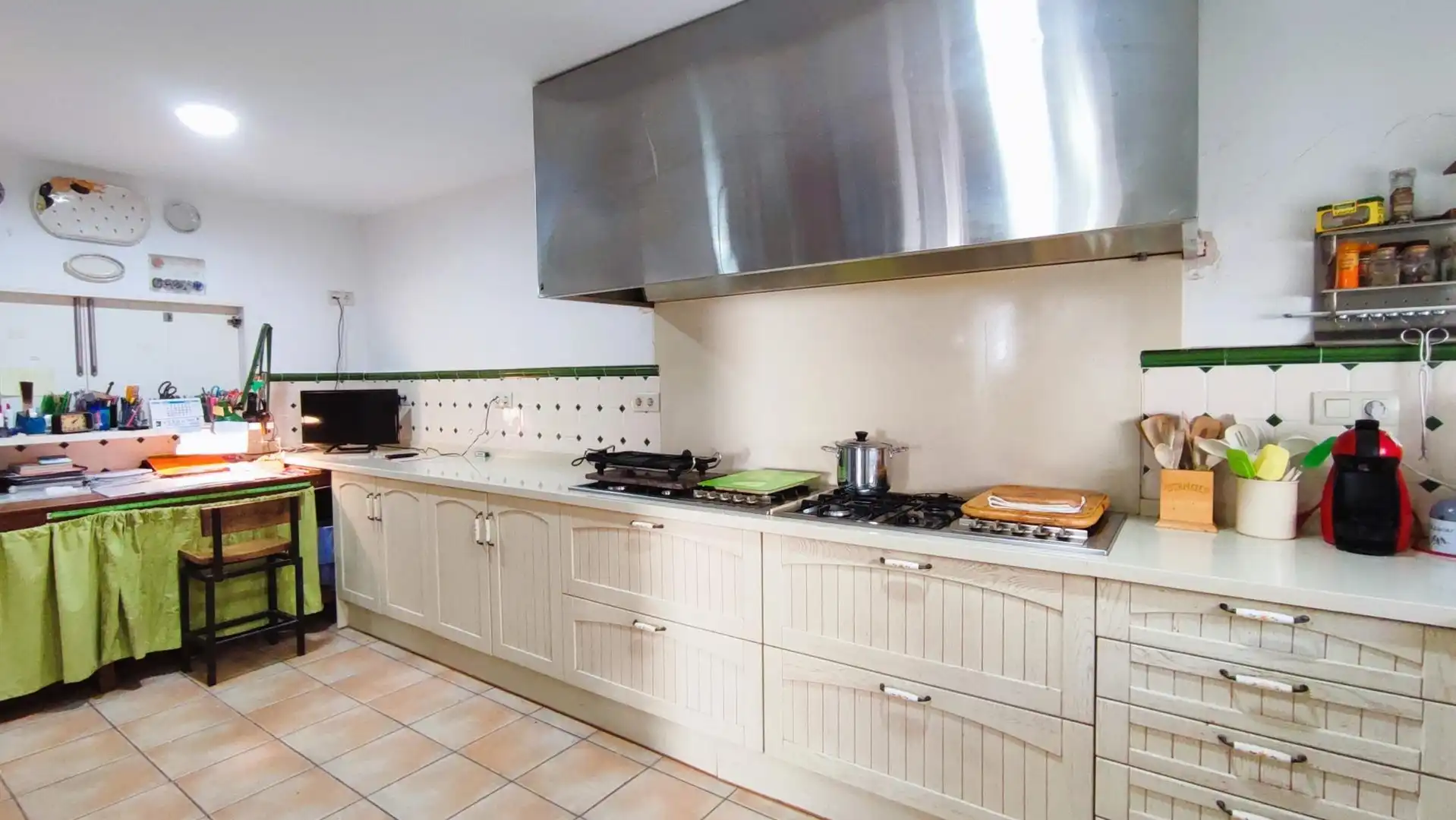 Cocina de Casa o chalet en venta en Gandia con Aire acondicionado, Calefacción y Jardín privado