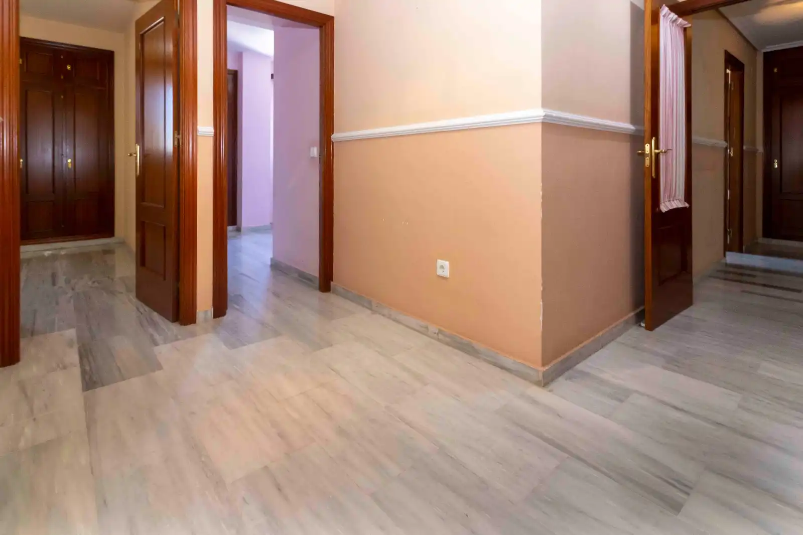 Flat for sale in Valdepasillas - La Paz - Huerta Rosales