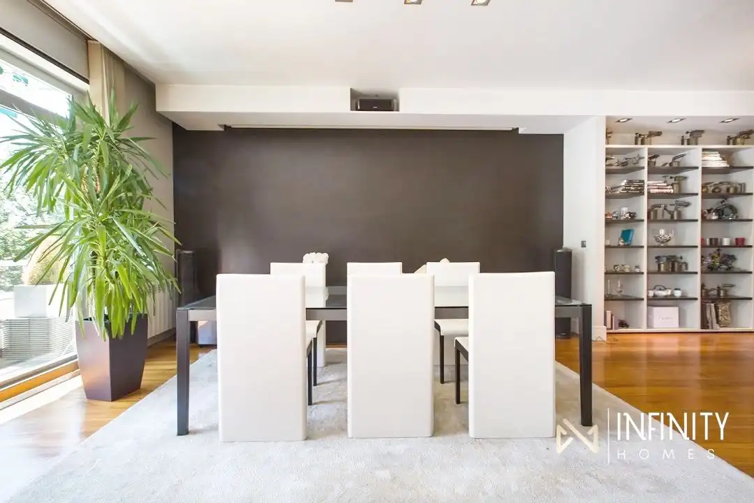Comedor de Piso de alquiler en Bilbao  con Calefacción, Terraza y Horno