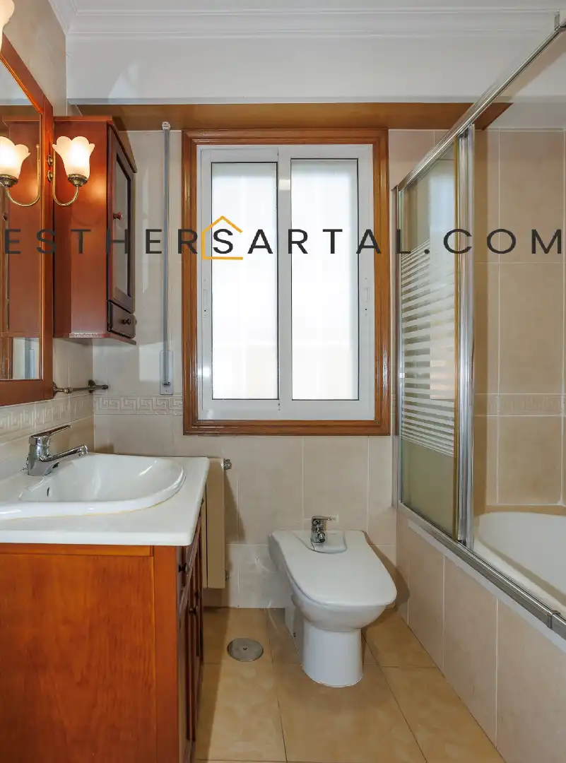 Casa amb terrassa en venda a Lugar Boedes 12, imagen 13