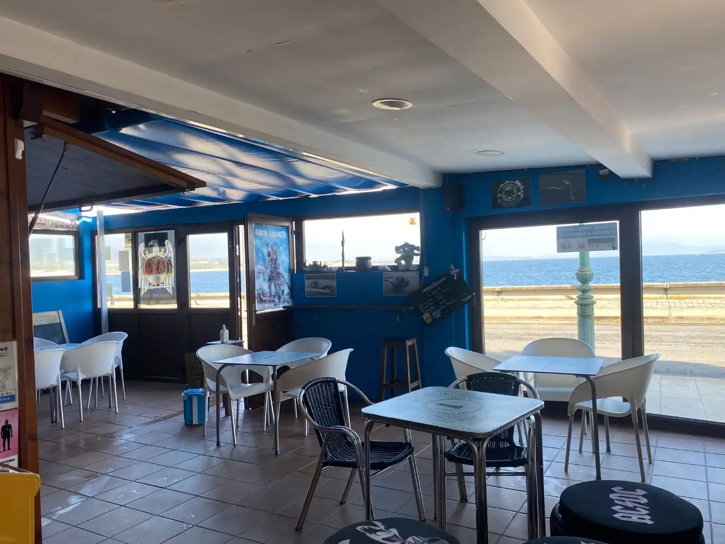 Local en venta en Ribeira con Terraza