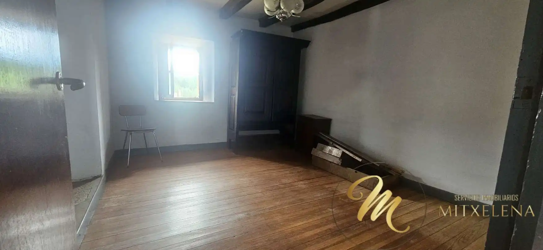 Sala d'estar de Finca rústica en venda en Zeanuri