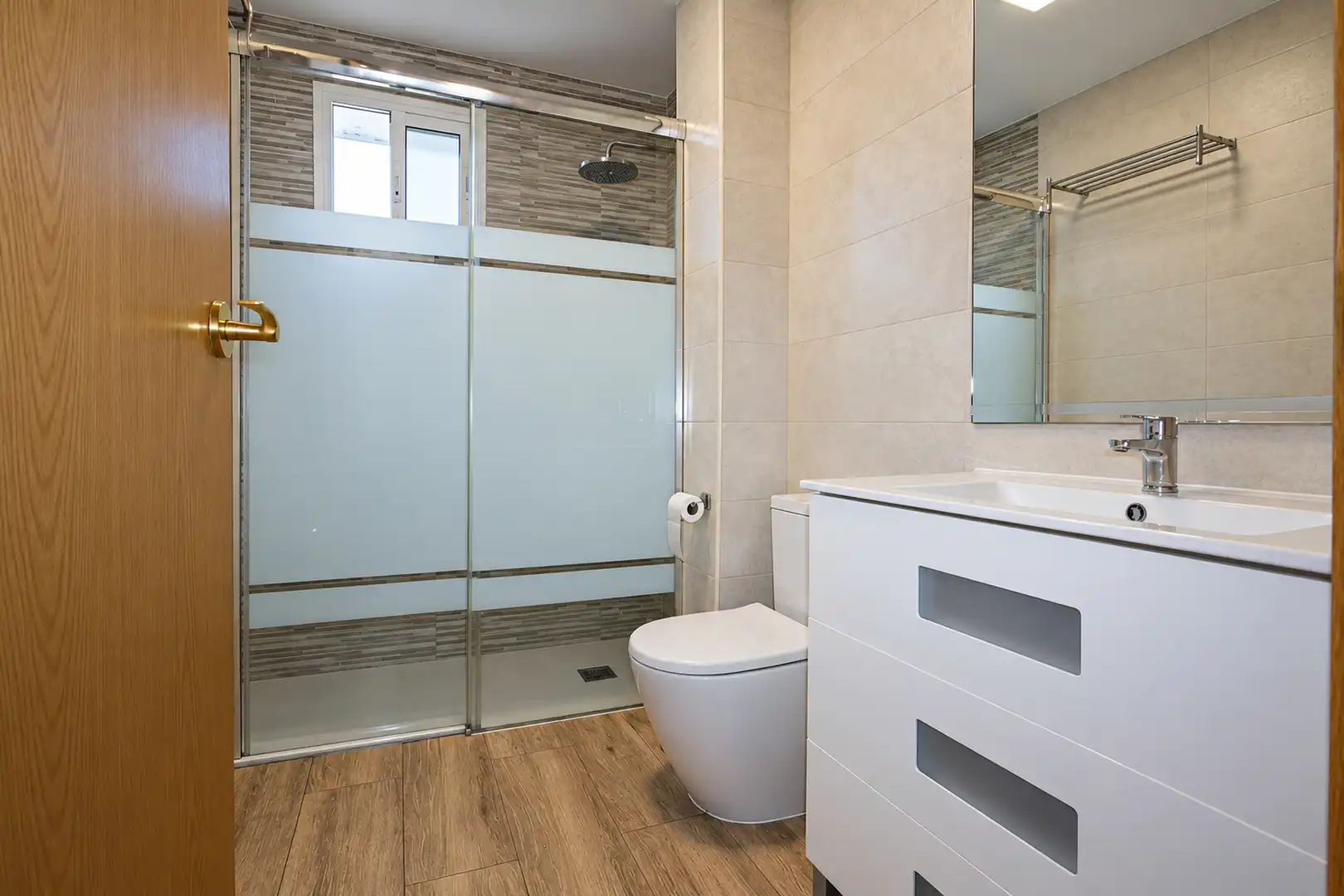 Bathroom of Flat for sale in Jerez de la Frontera