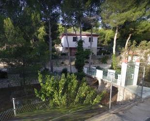 Vista exterior de Casa o xalet en venda en María de Huerva amb Jardí privat, Terrassa i Traster