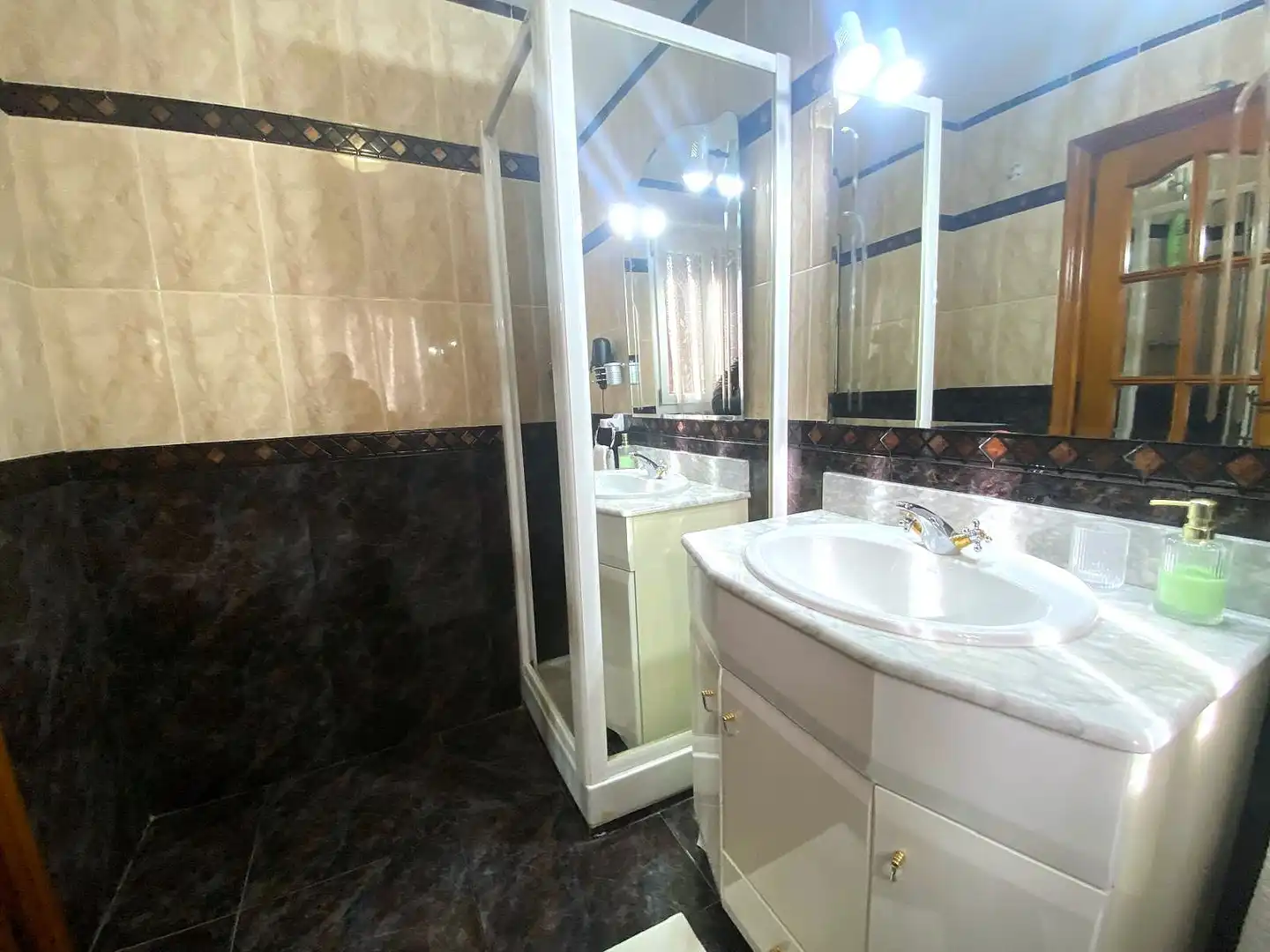 Casa con terraza en venta en Barrio Sámano, imagen 86