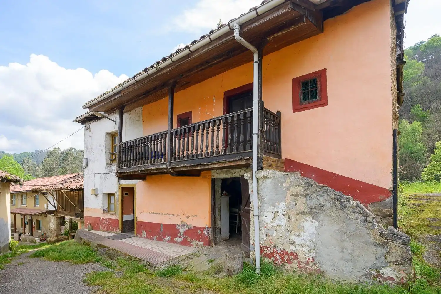 Exterior view of Land for sale in Mieres (Asturias)