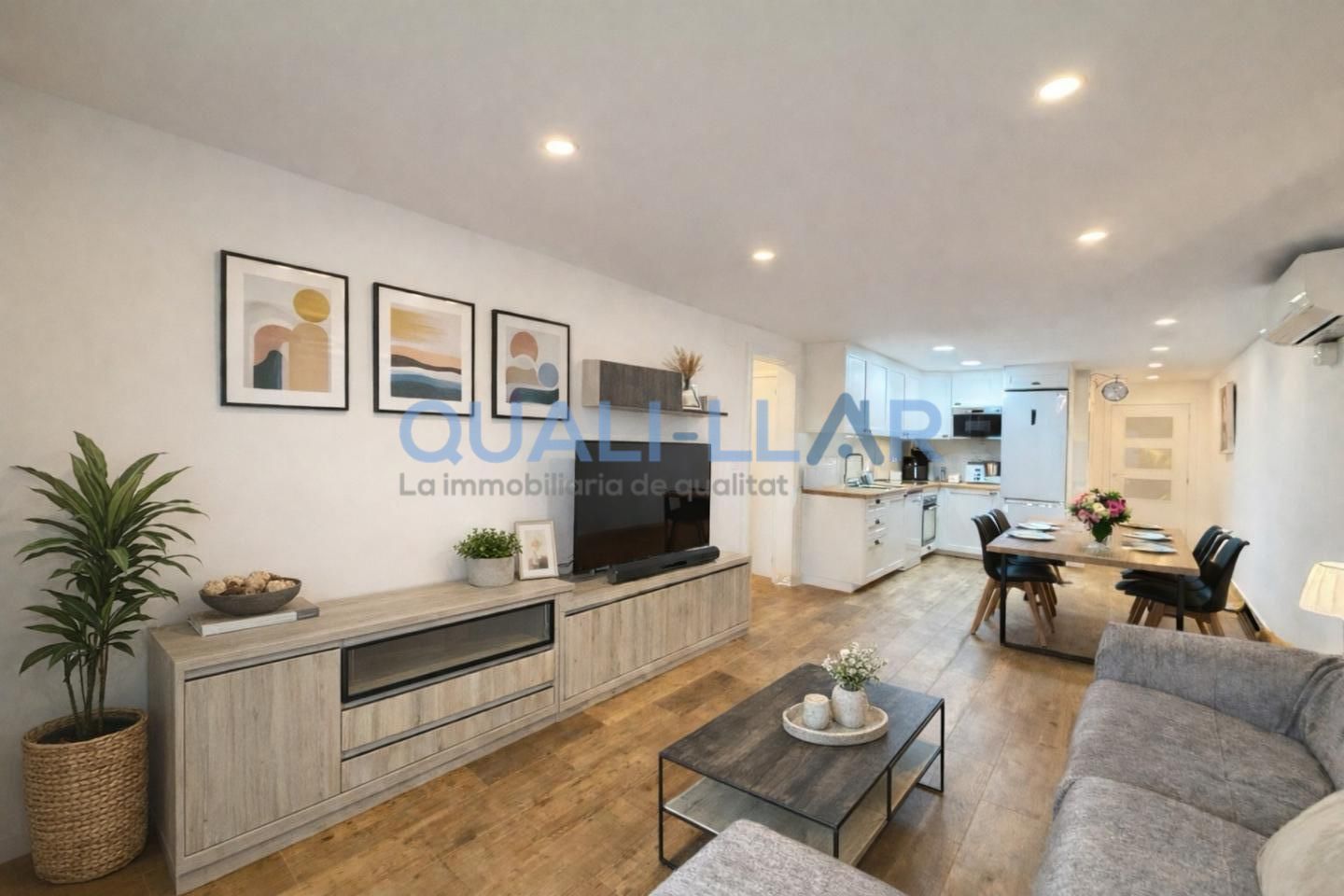 Living room of Flat for sale in Sant Feliu de Llobregat  with Air Conditioner and Balcony