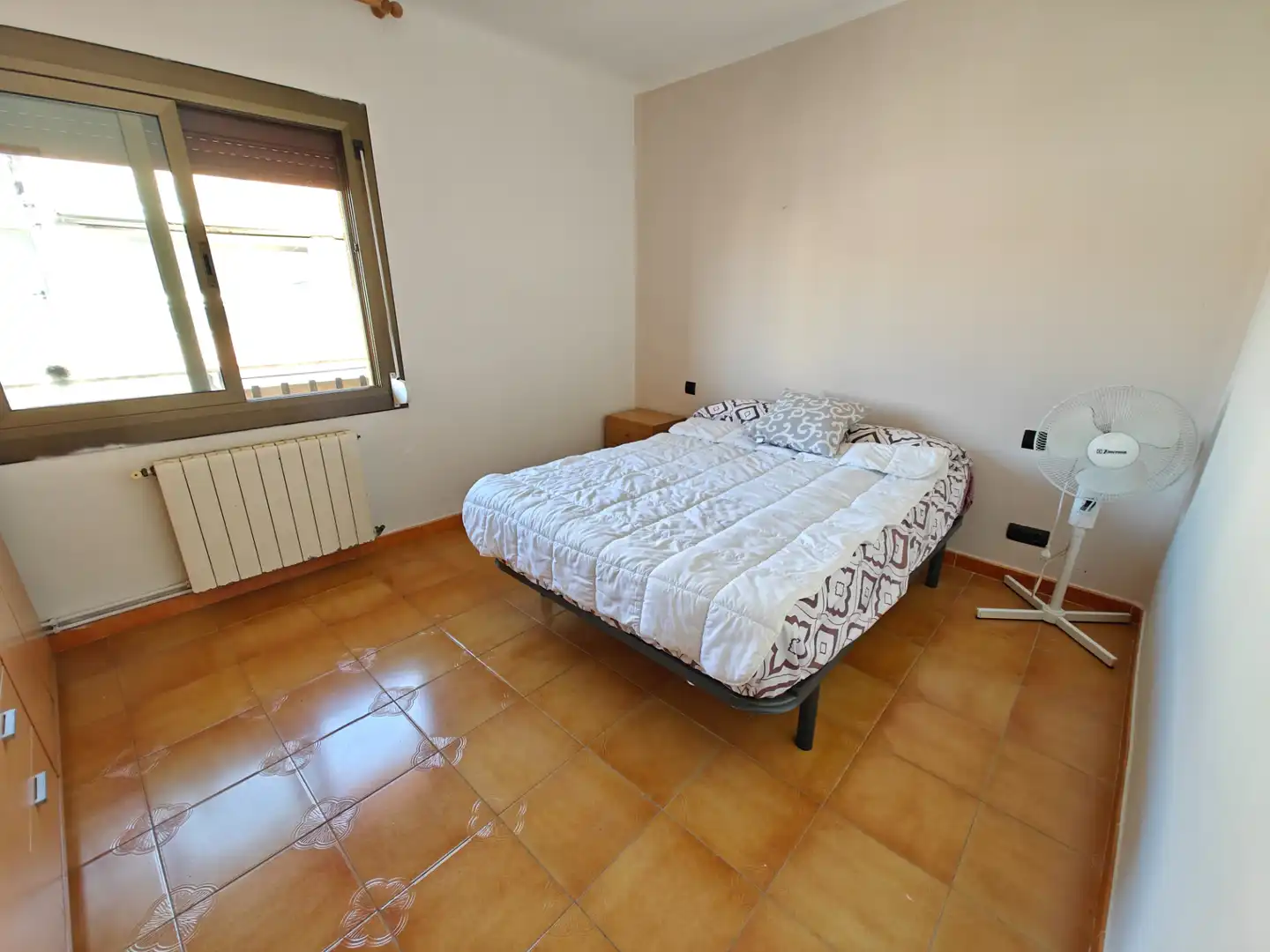 Schlafzimmer von Wohnung zum Verkauf in Premià de Mar mit Balkon