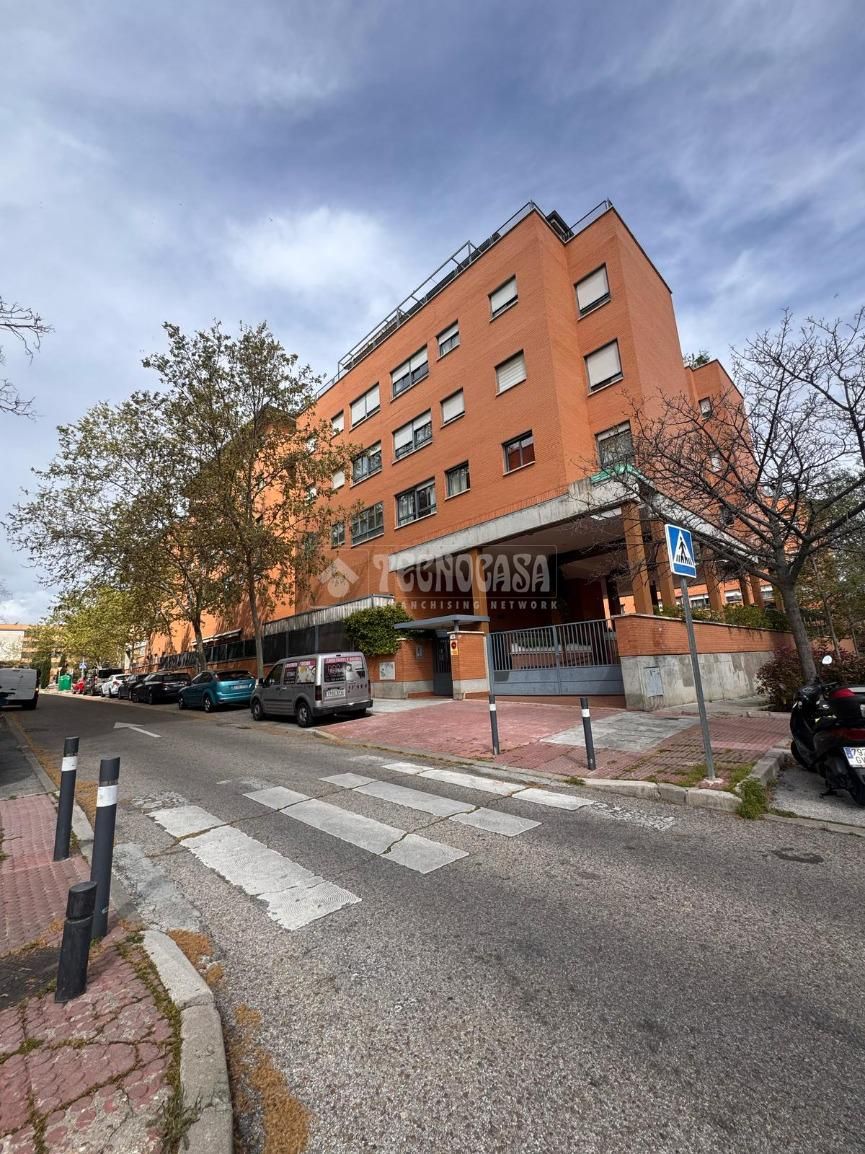 Außenansicht von Garage miete in Alcobendas