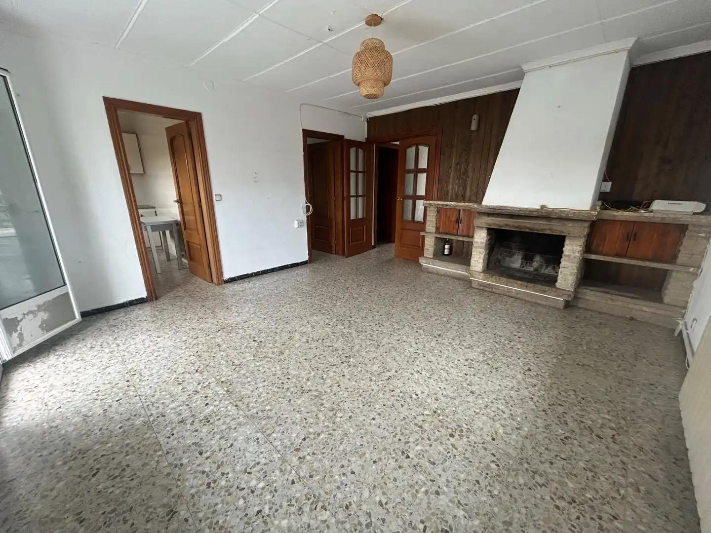 Sala d'estar de Casa o xalet en venda en Castellar del Vallès amb Calefacció, Jardí privat i Terrassa