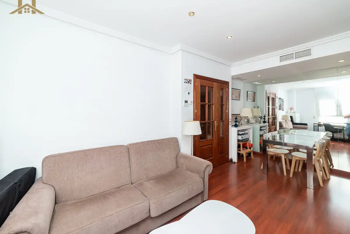 Wohnzimmer von Wohnung zum Verkauf in Villaviciosa de Odón mit Klimaanlage, Abstellraum und Balkon