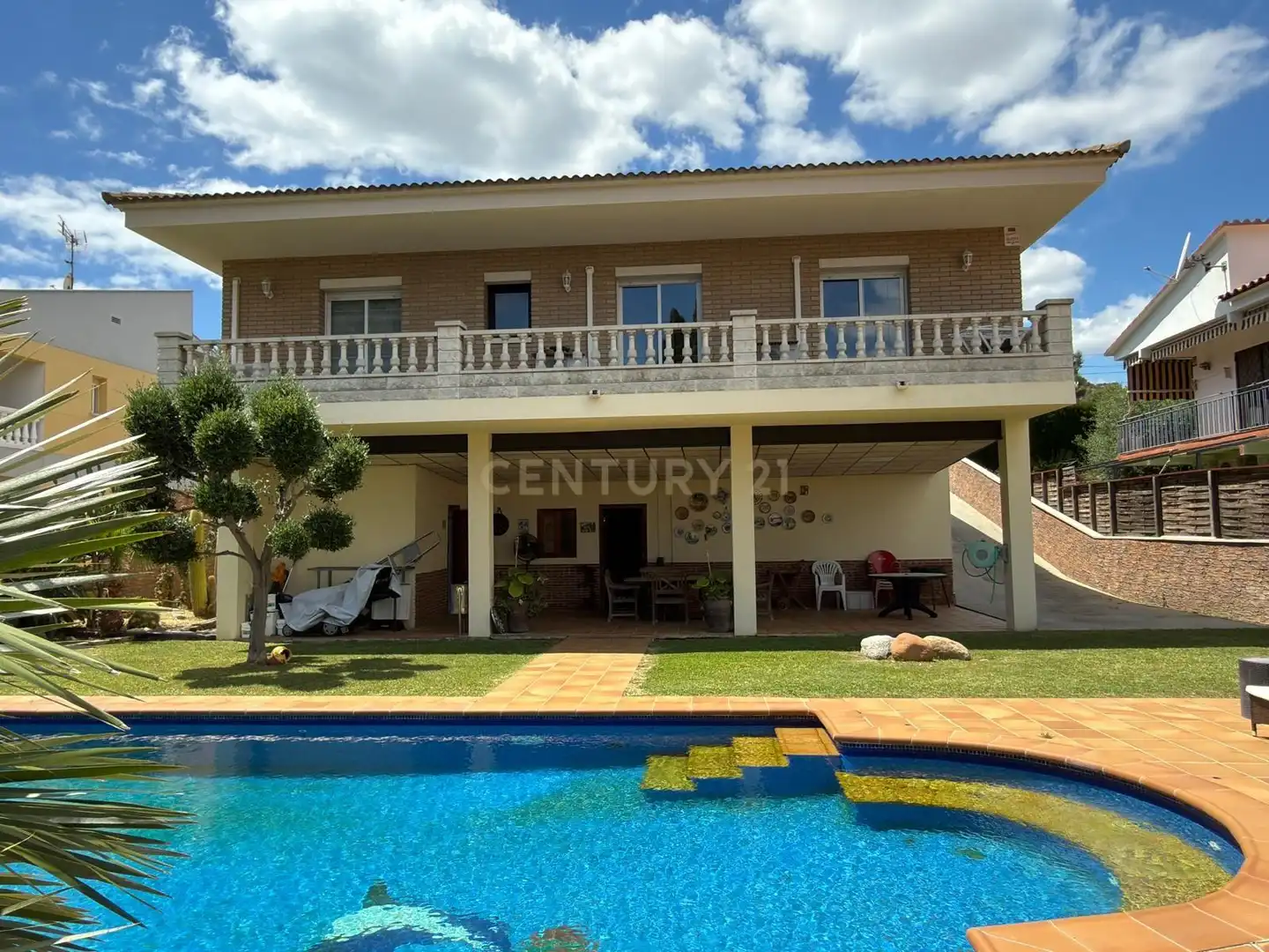 Exterior view of Houses for sale in Cunit  with Air Conditioner