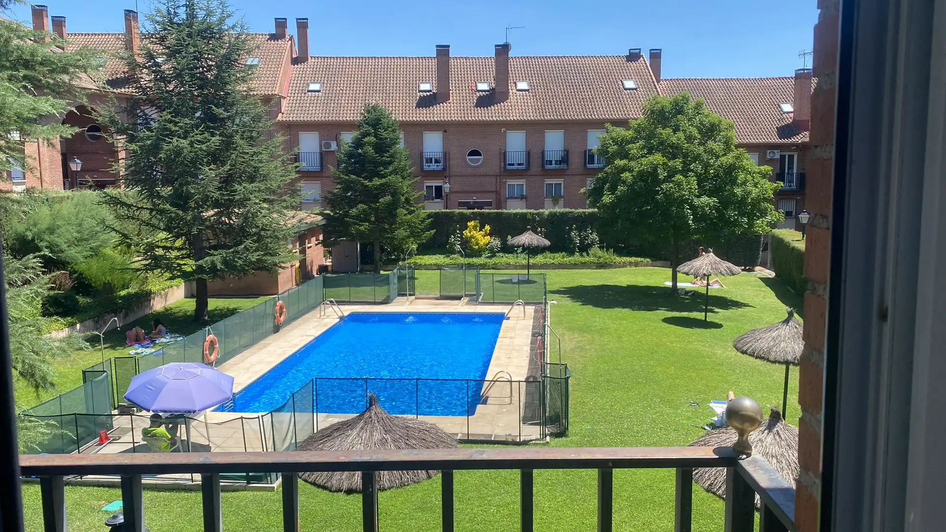 Jardí de Dúplex en venda en Ajalvir amb Piscina i Piscina comunitària