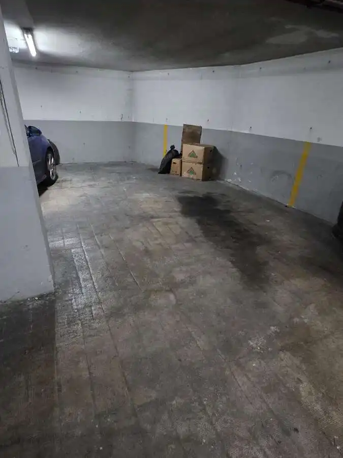 Piso en venta en Avilés con Calefacción, Terraza y Trastero