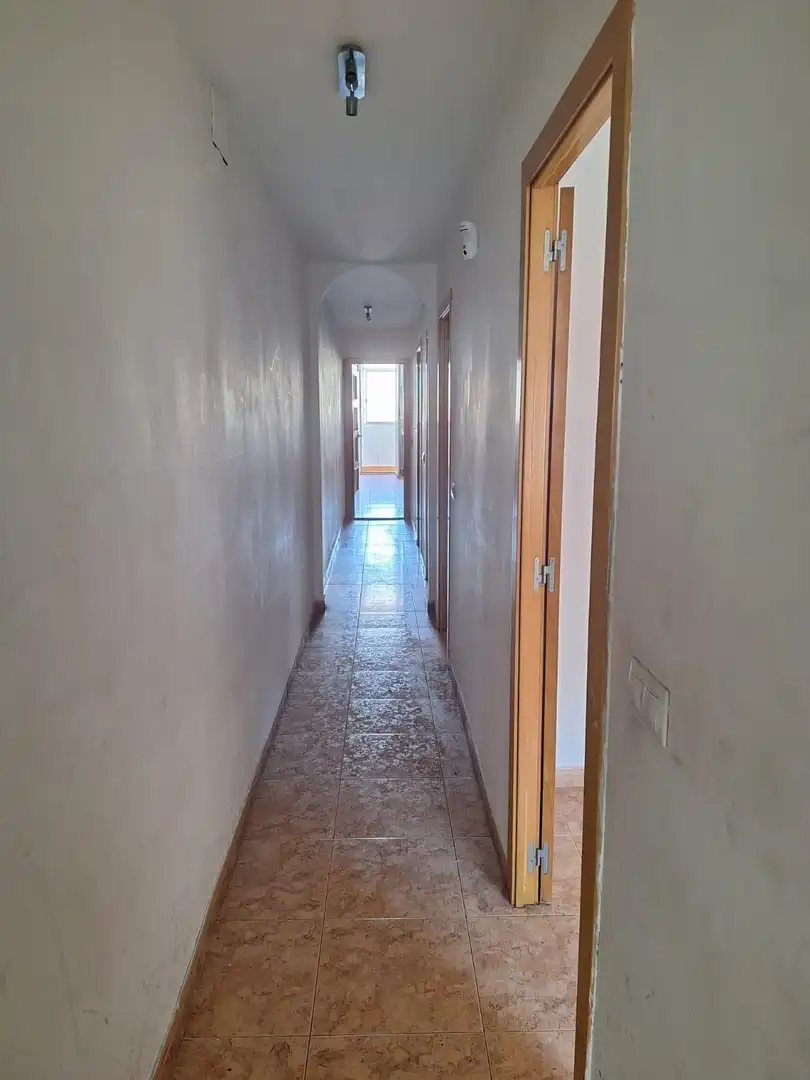 Piso en venta en Terrassa con Balcón