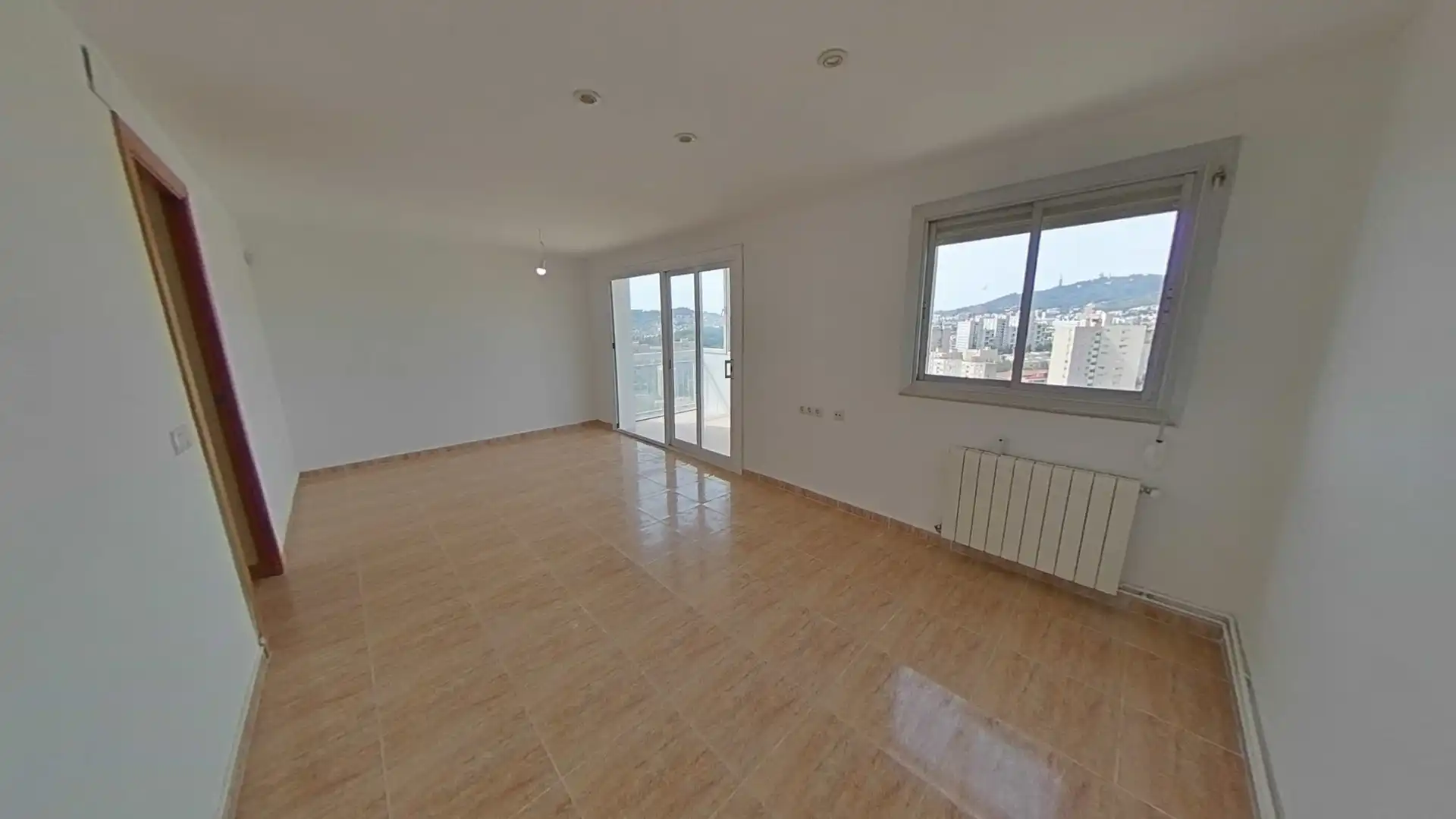 Sala de estar de Piso en venta en Barcelona con Calefacción y Amueblado
