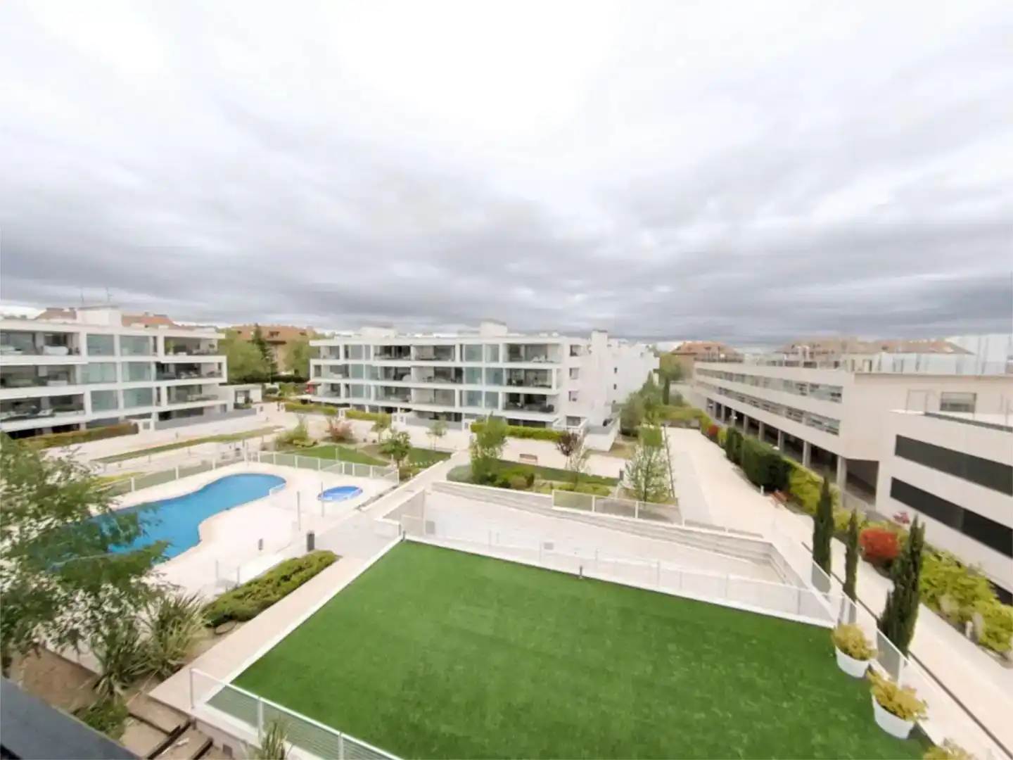 Terrace of Flat for sale in Boadilla del Monte  with Air Conditioner, Swimming Pool and Balcony